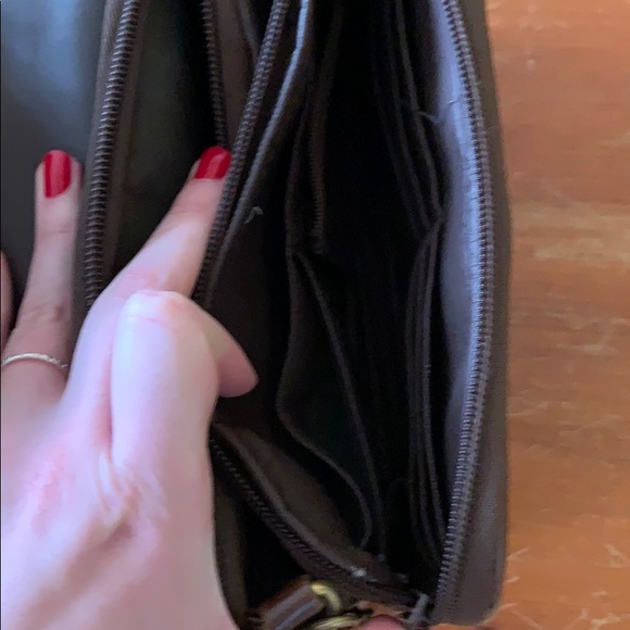 Cross body bag - Picture 3 of 4